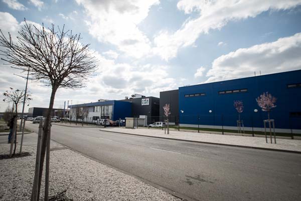 76fa8a82ae4b7b85552a09f0e3141f5e